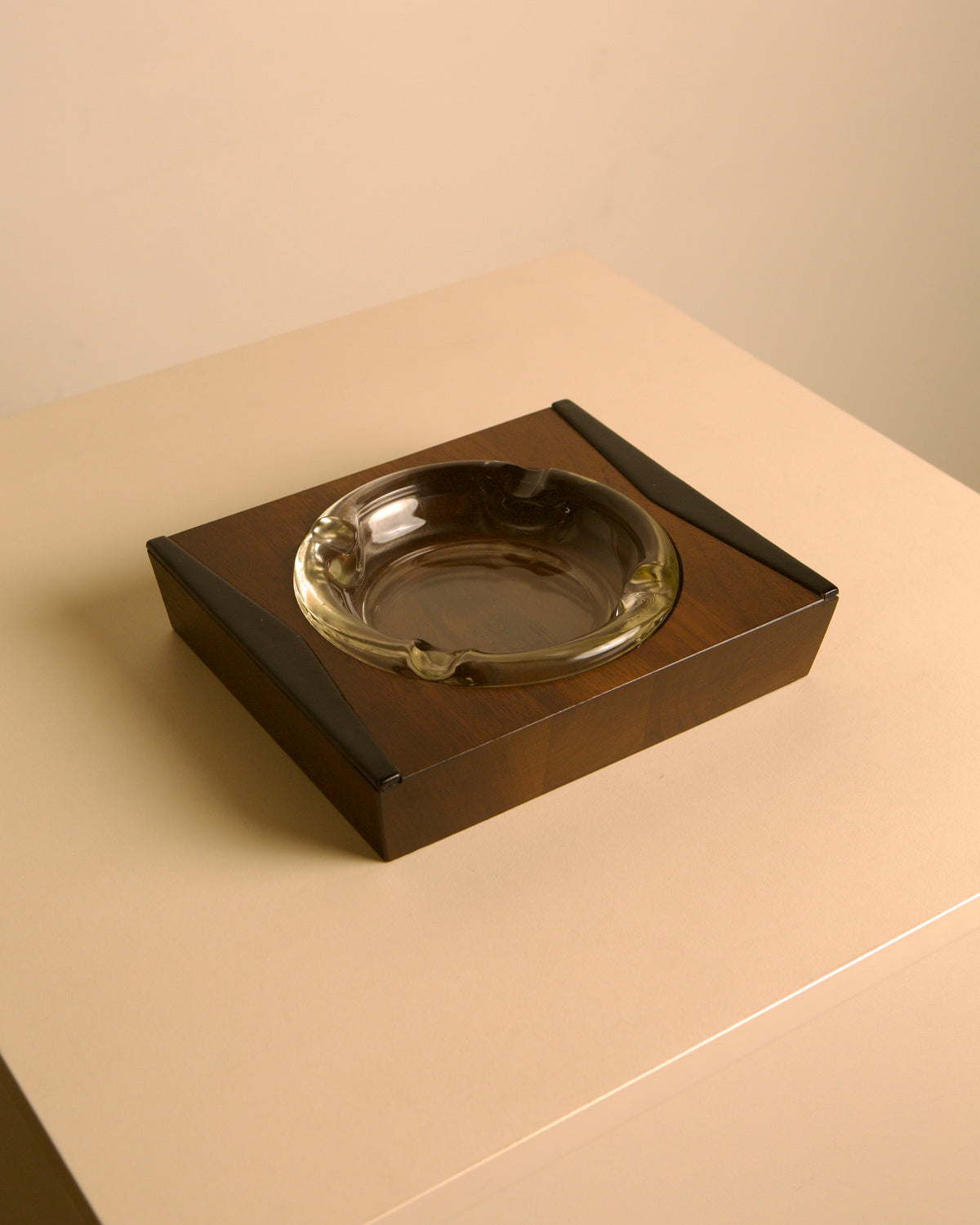 Italian solid wood and black leather ashtray, 1960s by Treaptyque | The Oblist