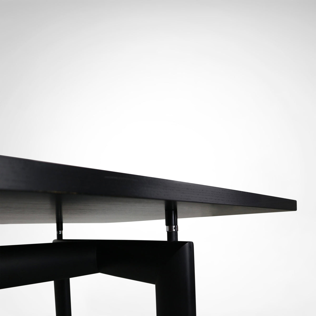 Early LC6 Steel and Wood Dining Table by Le Corbusier for Cassina, 1980s — close-up