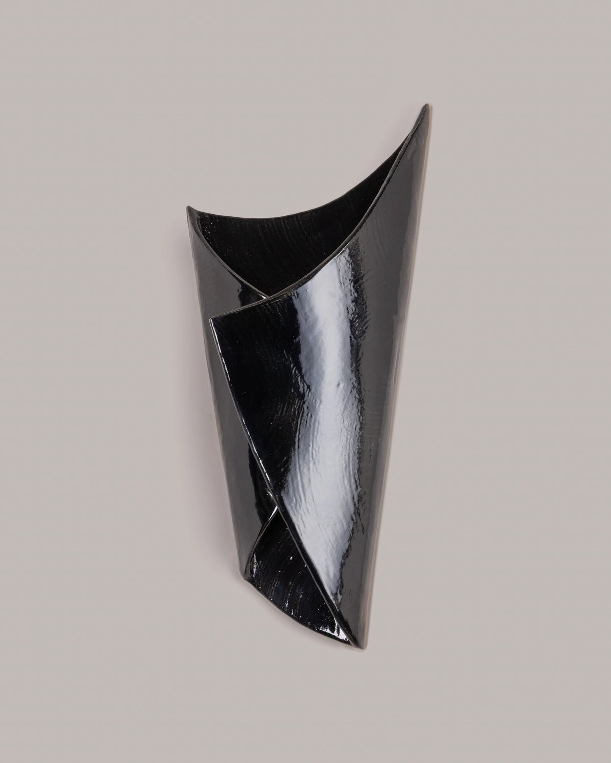 Vinca Sconce by Garcé Dimofski | The Oblist