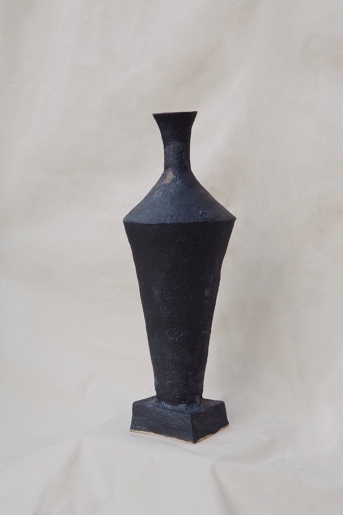 Open Water Vessel Large — detail view