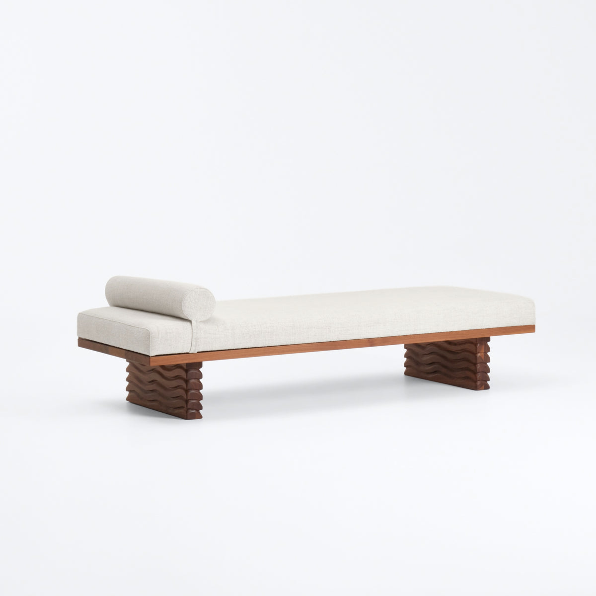 Nazaré Daybed — back view highlighting wooden wave legs