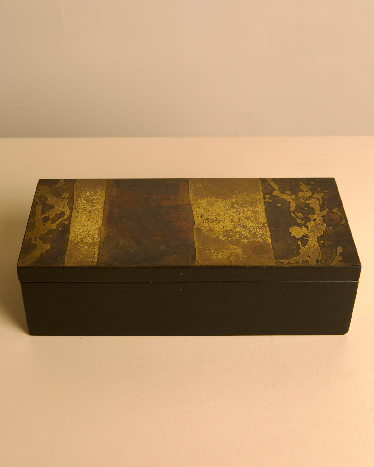 Black-stained wooden box with engraved brass lid by Jean Blazy, 1960s — detail view
