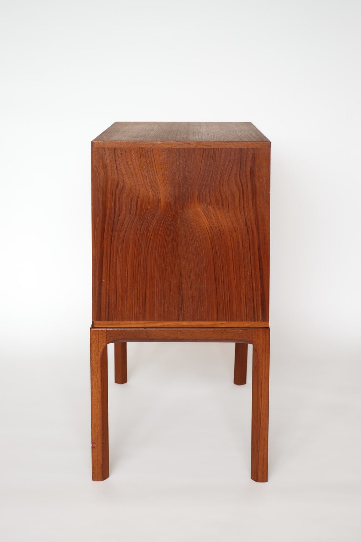 Mid-Century Danish Teak Chest of Drawers by Aksel Kjersgaard — close-up
