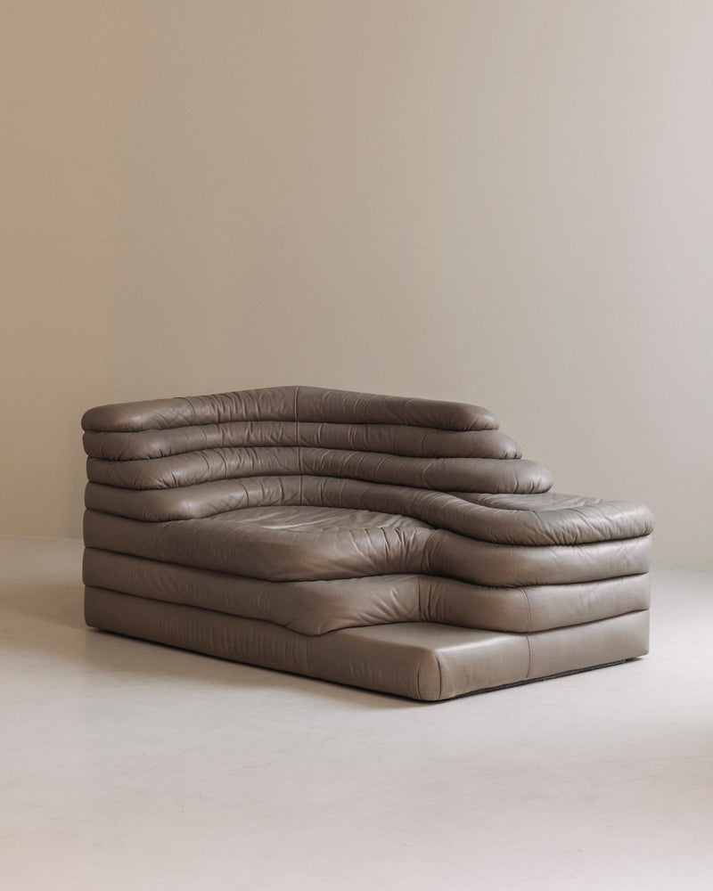 Rare taupe leather Terrazza DS-1025 Sofa by Ubald Klug for De Sede, 1972 by Modern Living | The Oblist