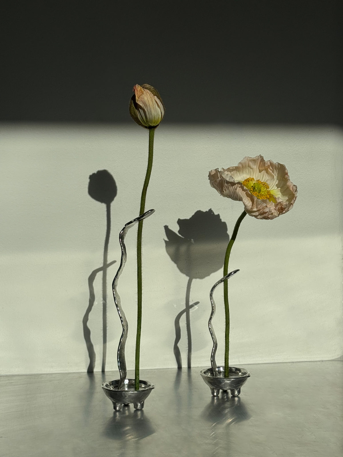 Favorite vase — Set 09 — alternate view