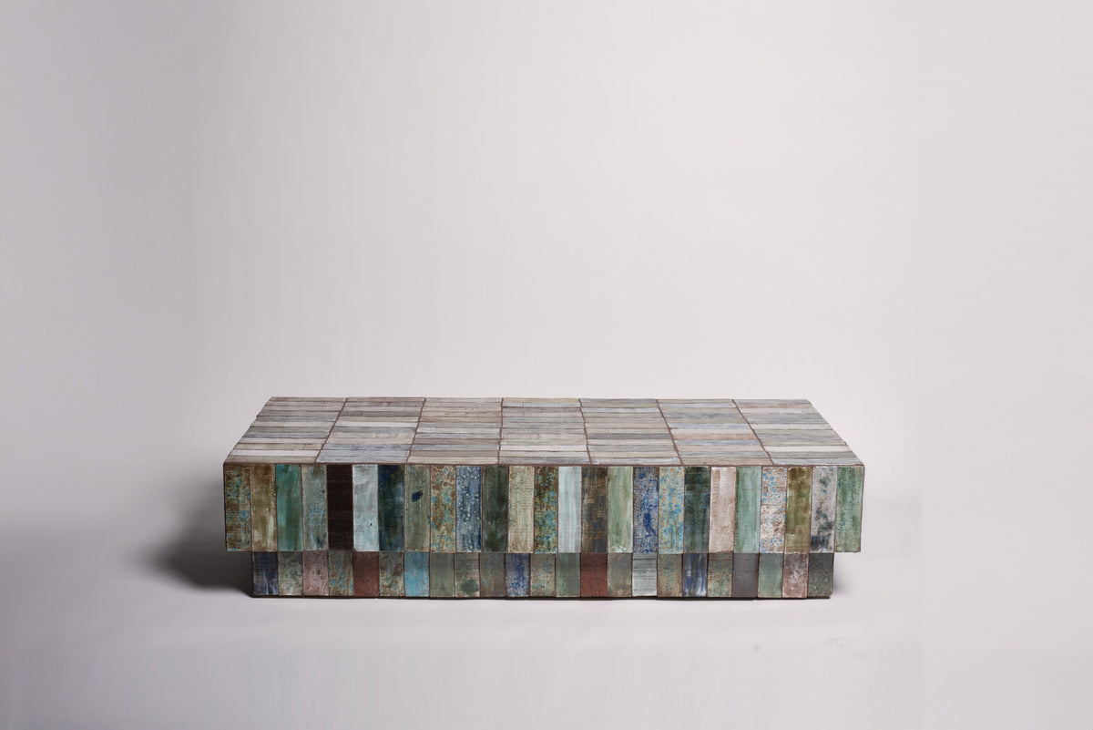 Minerales Coffee Table — detail view