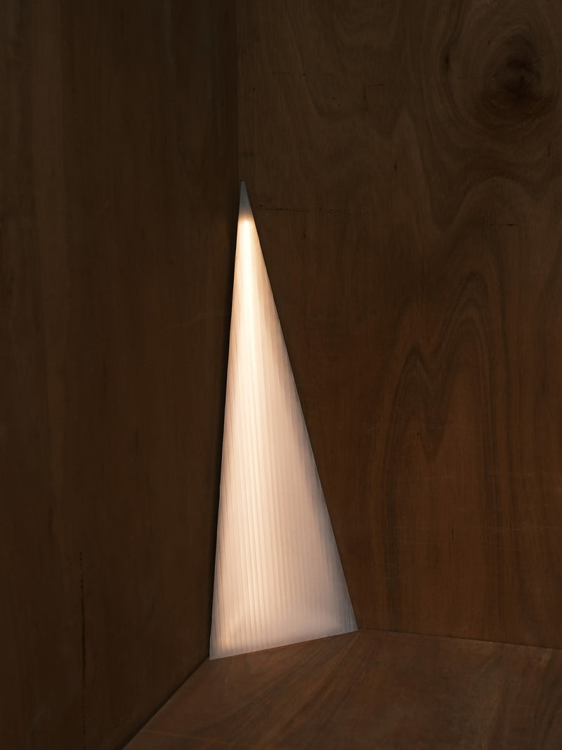 C-CONE opaque by STUDIO JULIETTE WESSELING | The Oblist