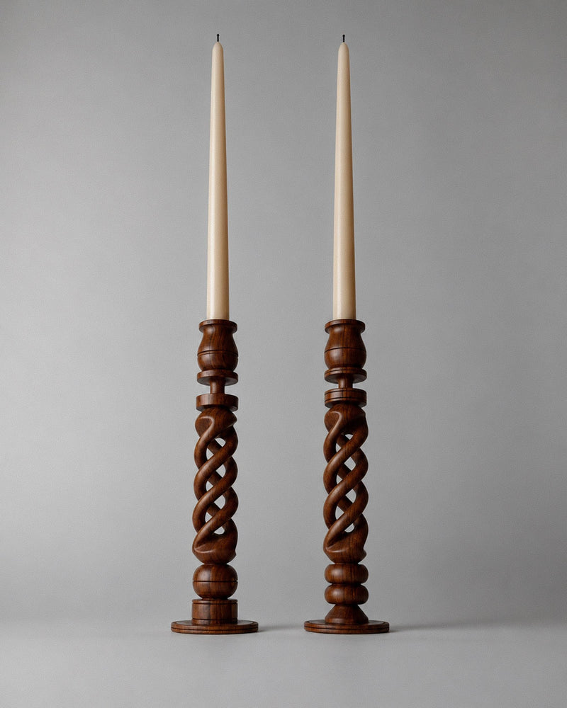 Vintage 1930s Oak Wood Candle Holders Set of 2, English Open Twist Design, Hand Turned Wooden Candlesticks, Table Decor, Timeless Gift Idea — detail view