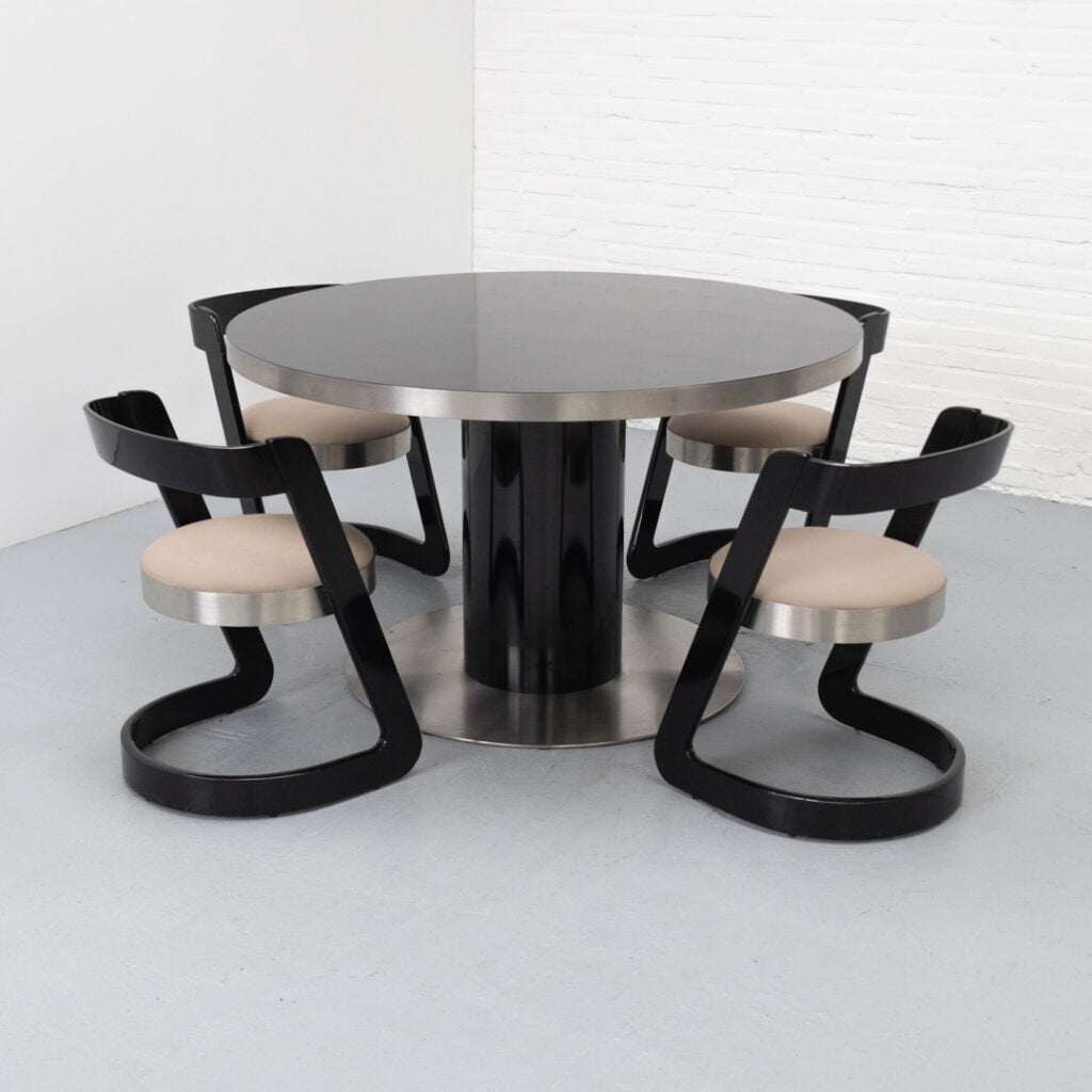 Willy Rizzo Dining Set 1970s — detail view