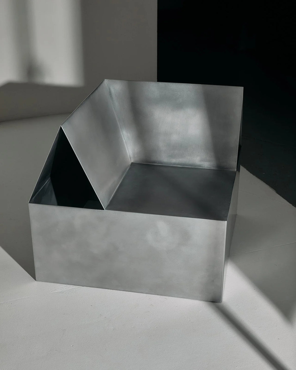 Corner Lounge Chair — close-up