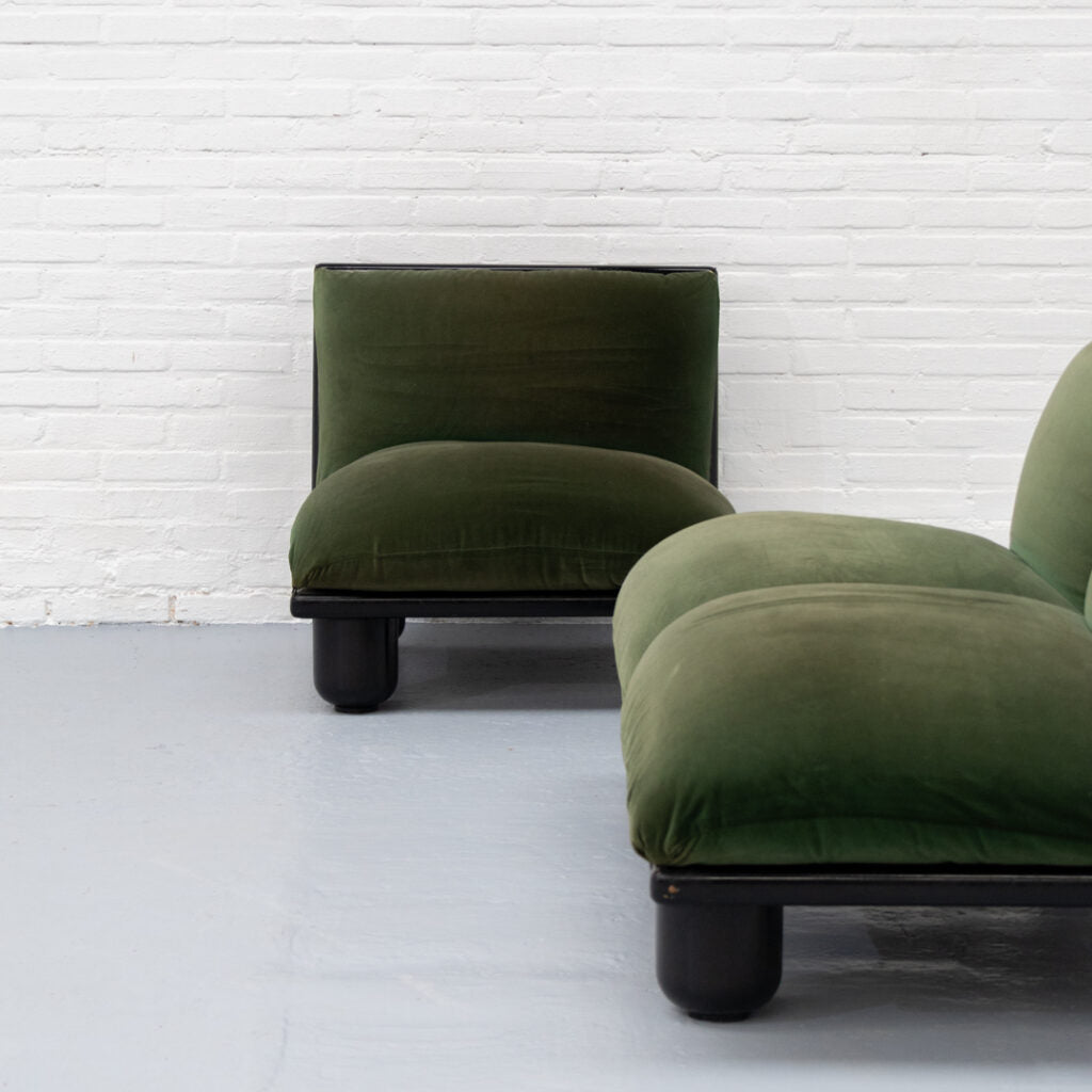 Carlo Bartoli Blop Seating Group — side angle