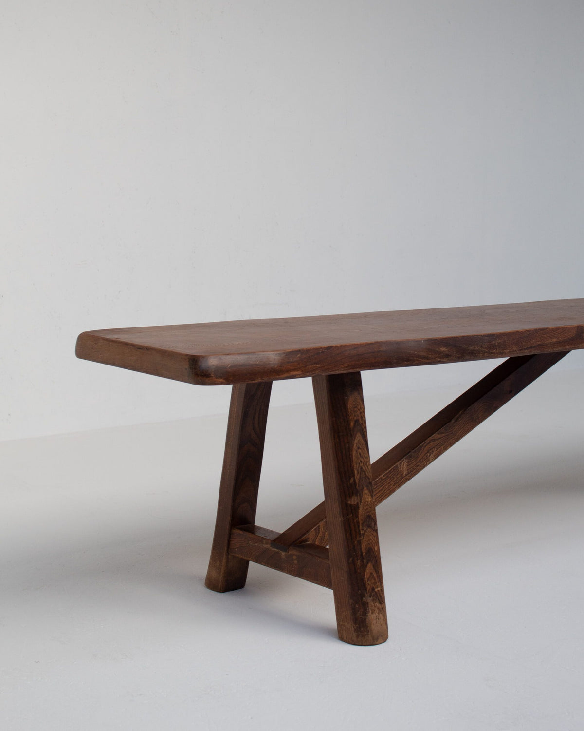Rustique Bench in Wood — top view of handcrafted wooden seat