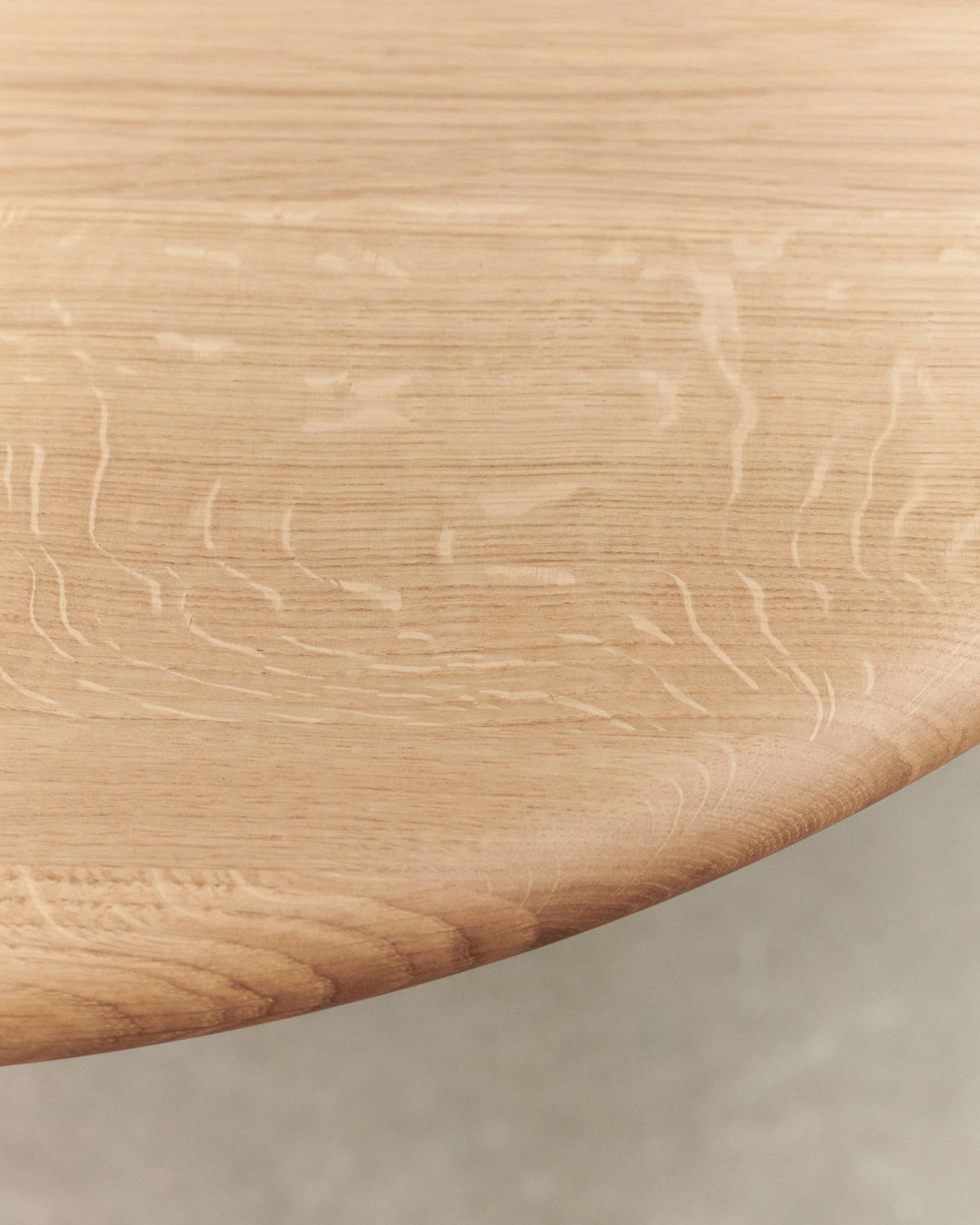 PILLABOUT TABLE 03 — alternate view