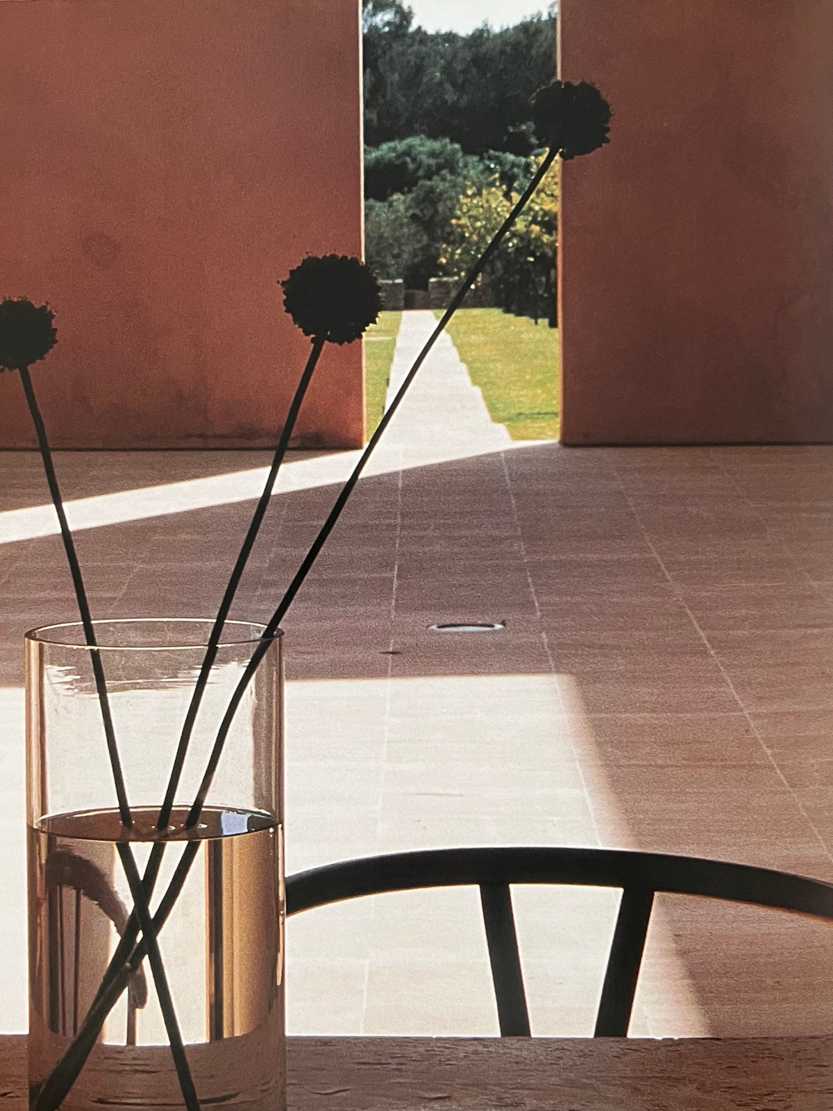 Country and Modern: Contemporary Interiors for Rural Settings - Decoration Book — view 9