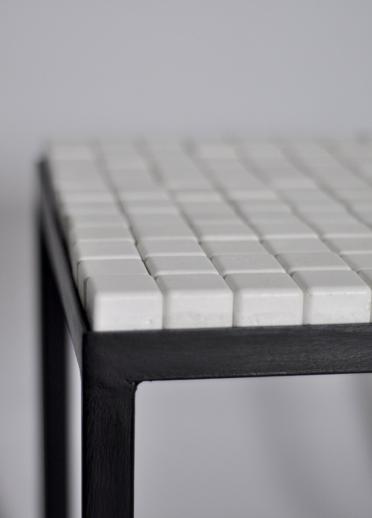 Minimalism Concrete Cubes Side Table 'white' — lifestyle setting