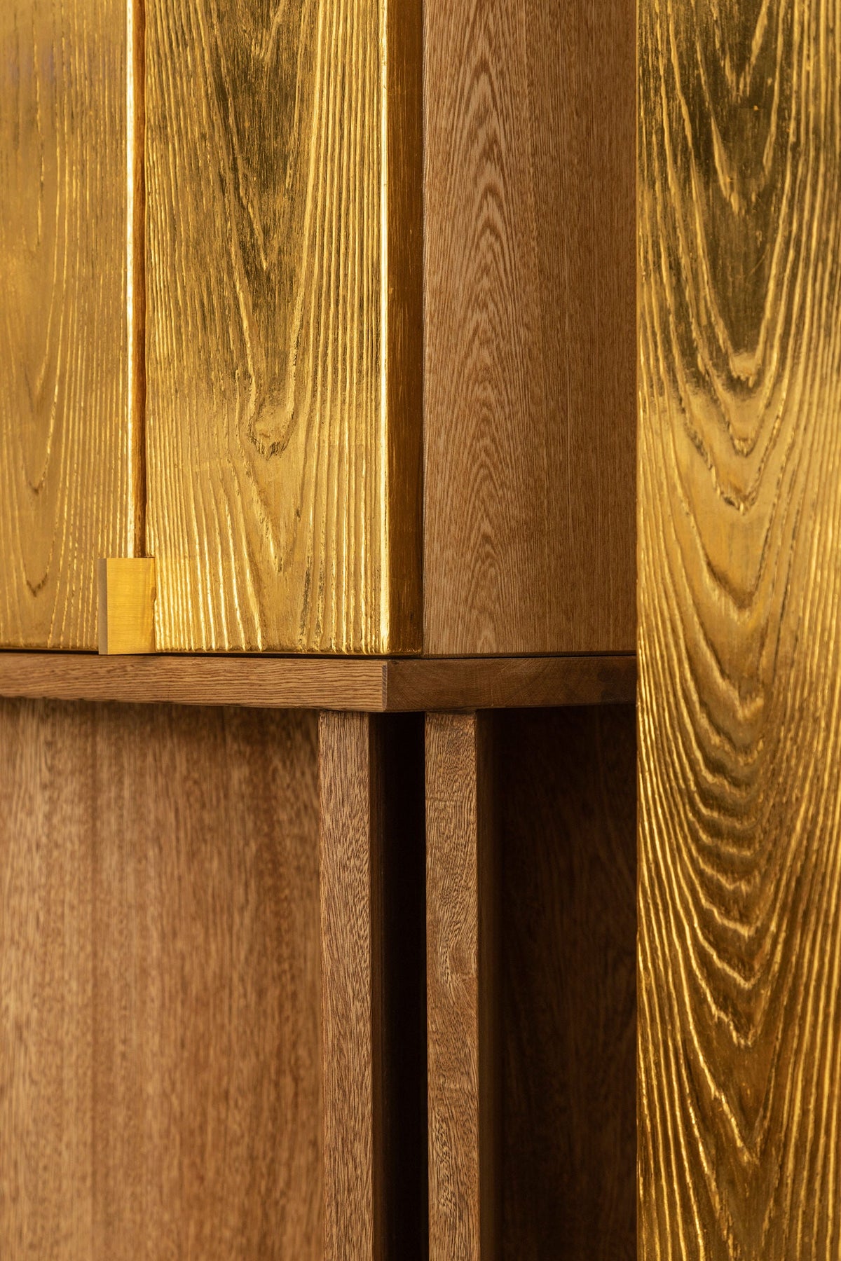 Aurum Cabinet 40 | Limited Edition 20 — lifestyle setting