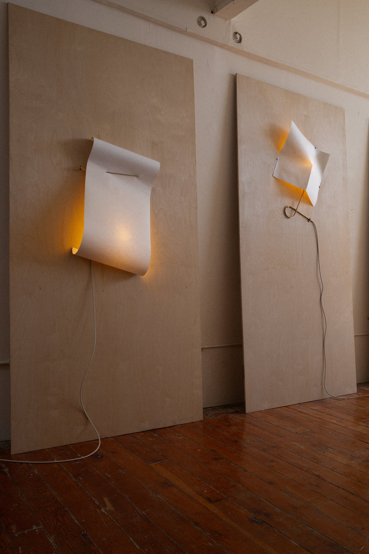 Wall Light - Papēr II — back view on wooden wall panel