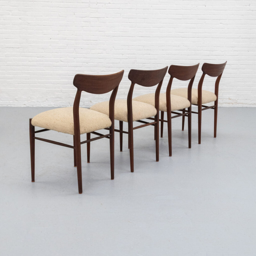 Set of 4 Dining Chairs by Lübke, 1960s — close-up