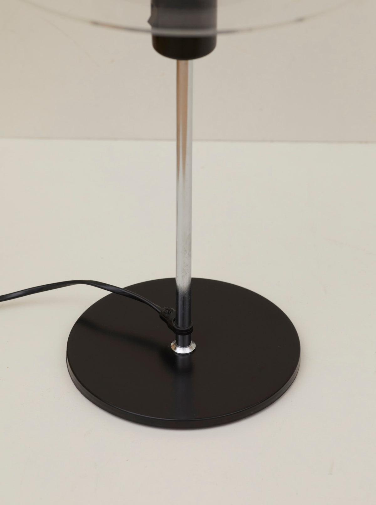 Vintage Postmodern Ikea Cirkle Table Lamp C. 1990 — close-up