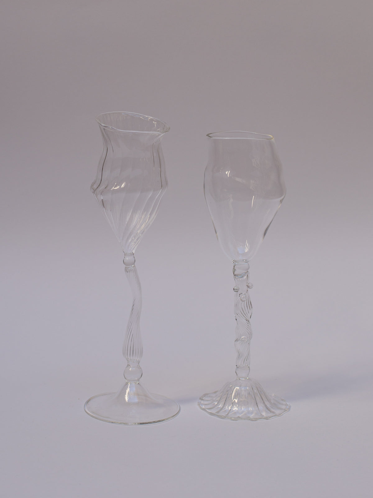Nymphs wine glasses – set of 2 — detail view