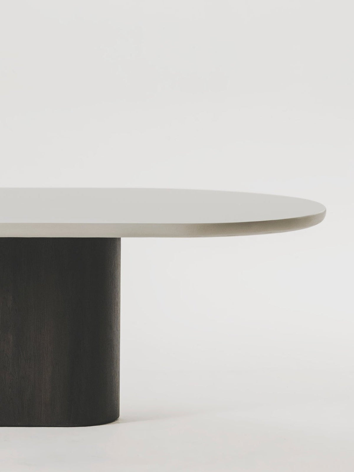 Celli Dining table — side angle