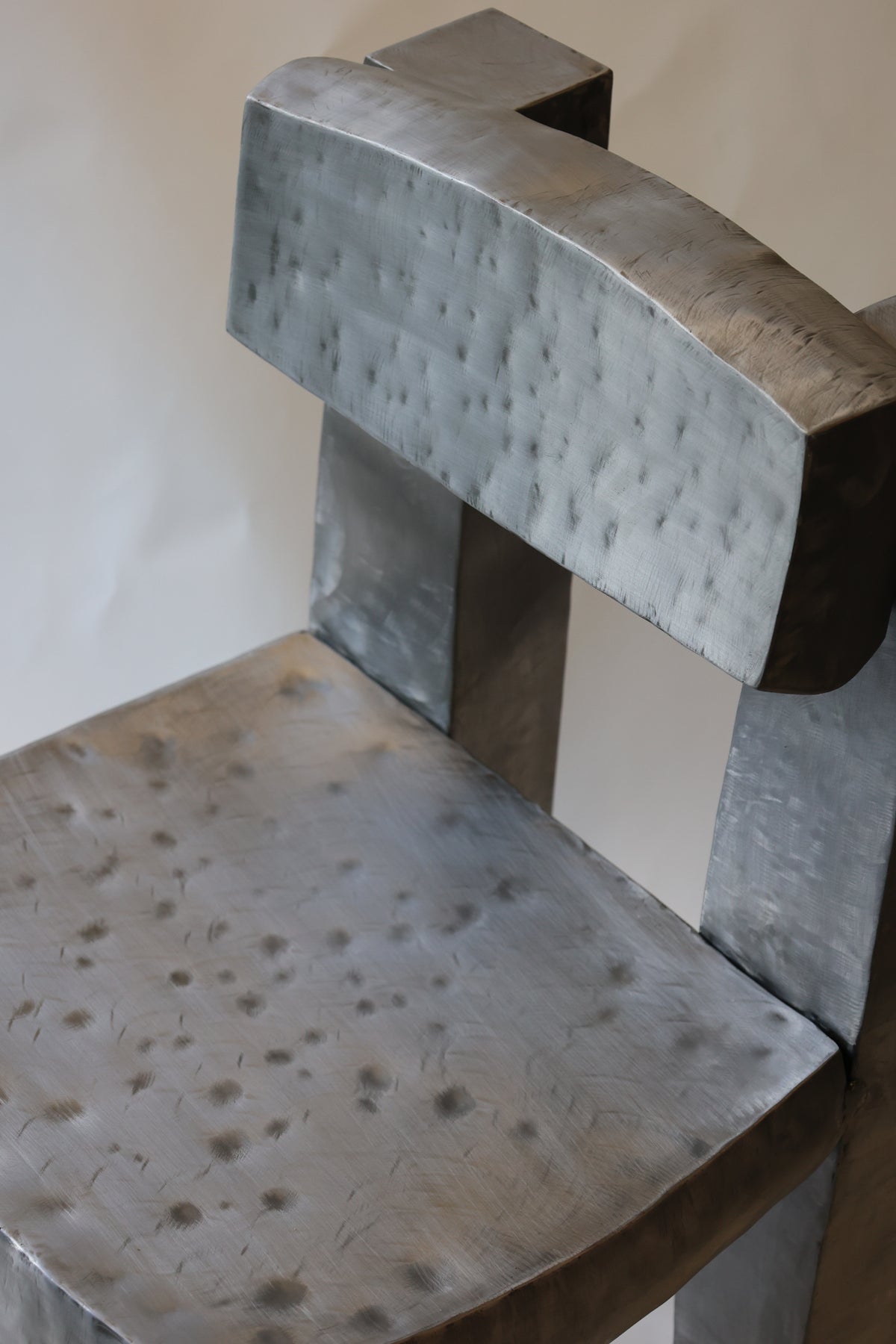 Joe chair sculptural wooden backrest and seat detail view