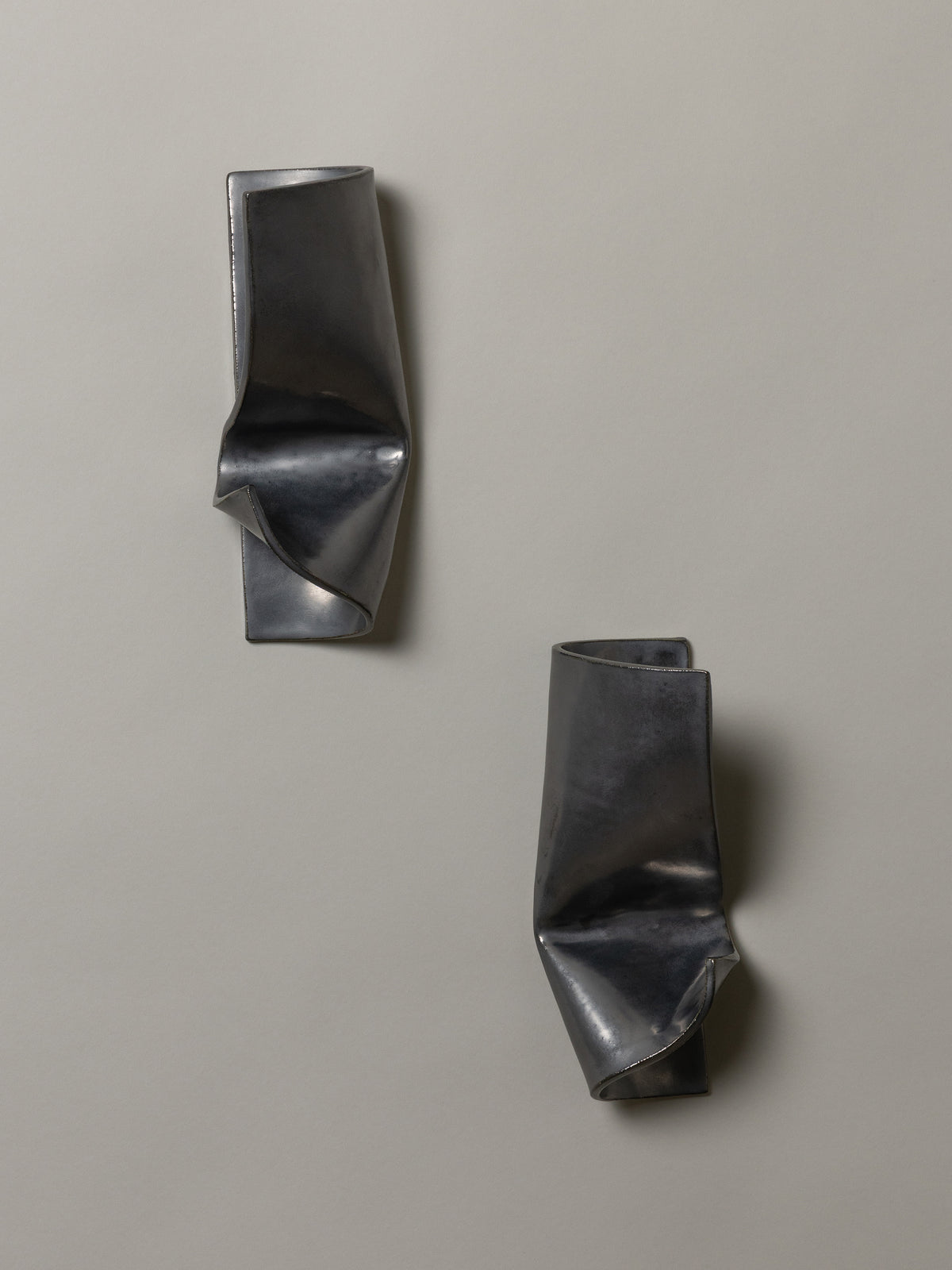 Shai Sconce Graphite, Right — close-up