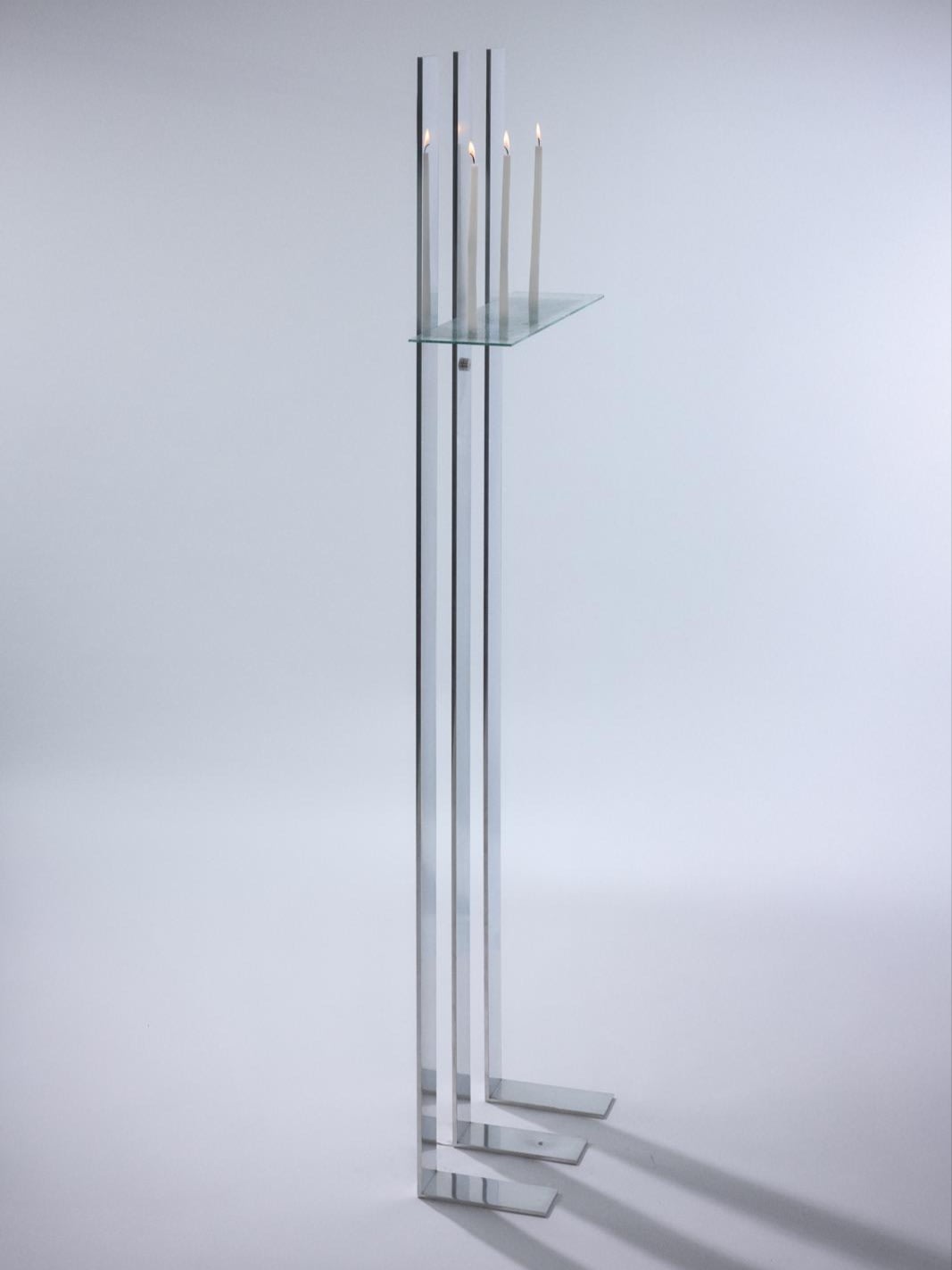 Chandelier “Absence” - Scuptural Candle Holder made of Antique Glass and Aluminium — detail view