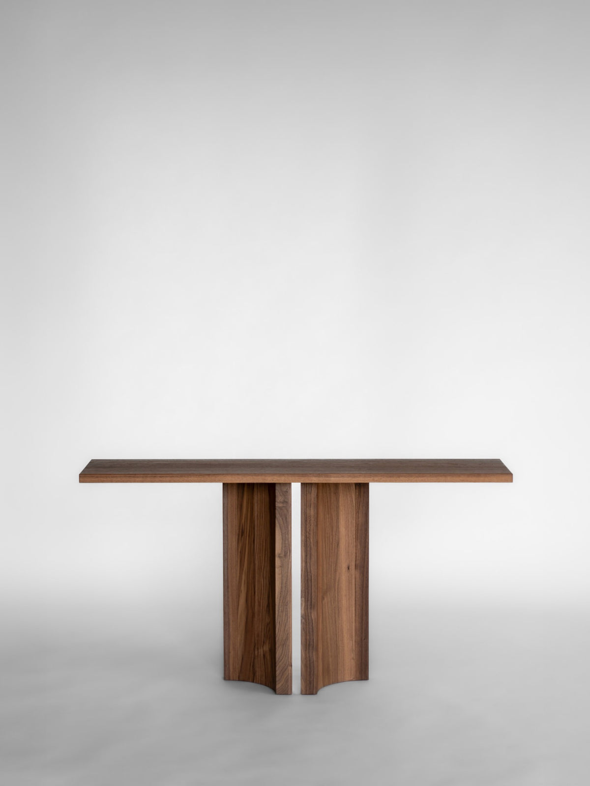 Aperta Console — side angle