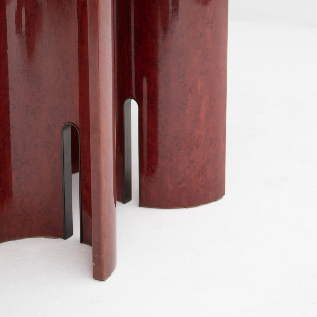Round Dining Table by Giovanni Offredi for Saporiti Italia — view 9