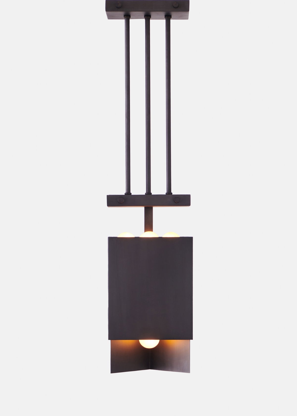 Wind Single' Pendant Light — side view highlighting black metal design