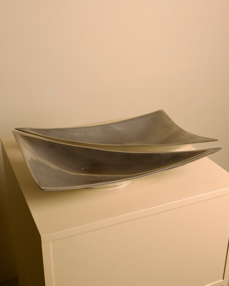 Pair of Italian "Triangle" aluminium catch-alls, 1980s by Treaptyque | The Oblist