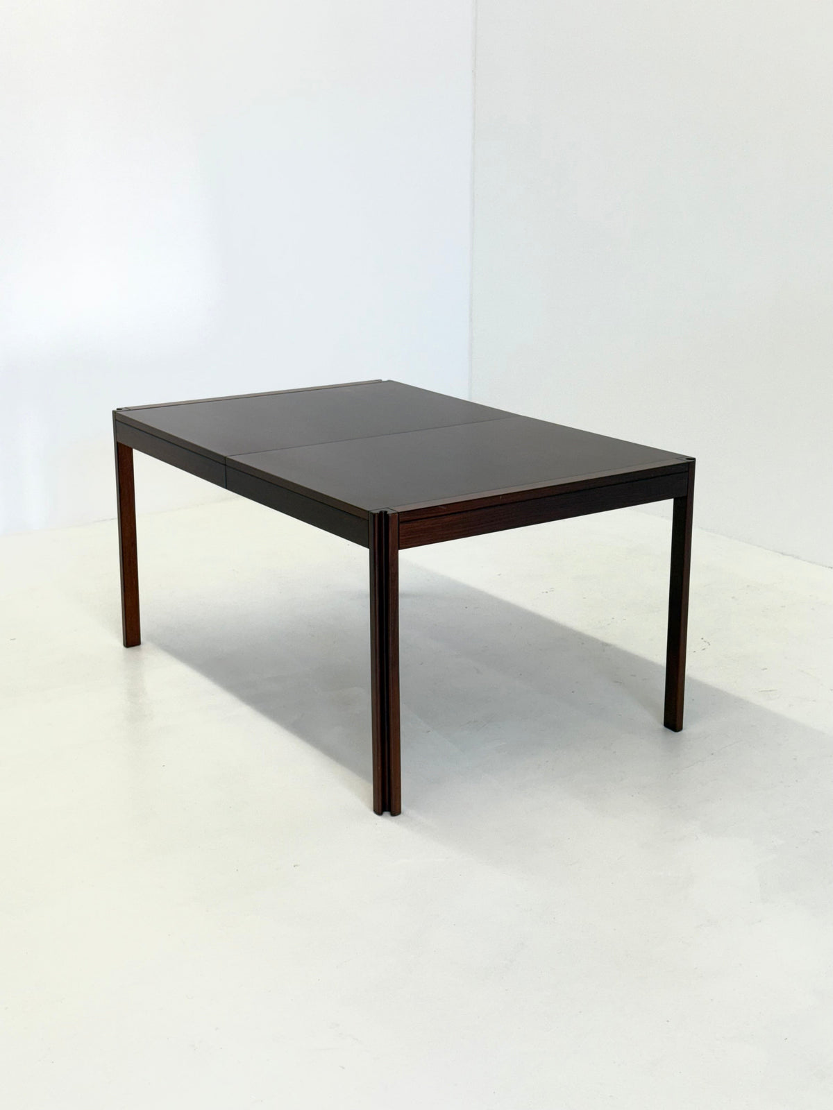 4D wooden vintage dining table by Angelo Mangiarotti for Molteni — view 11