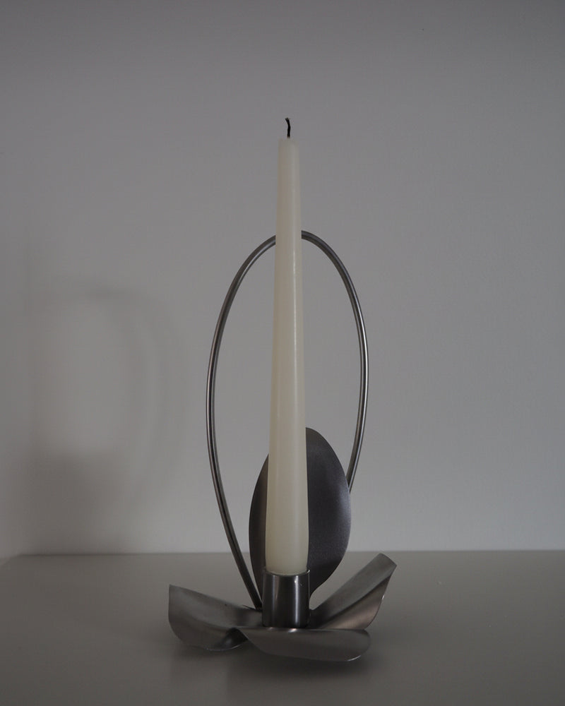 PETALE CANDLEHOLDER — alternate view