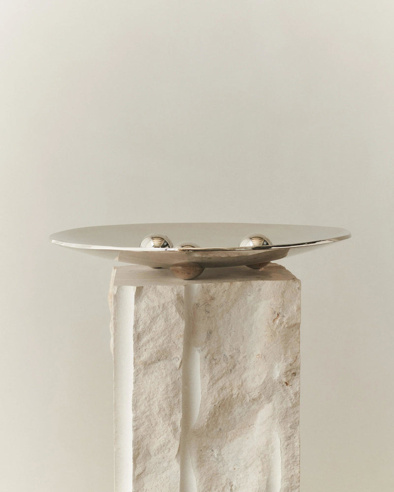 THE ROE STUDIO TRAY OBJECT 002 — lifestyle setting