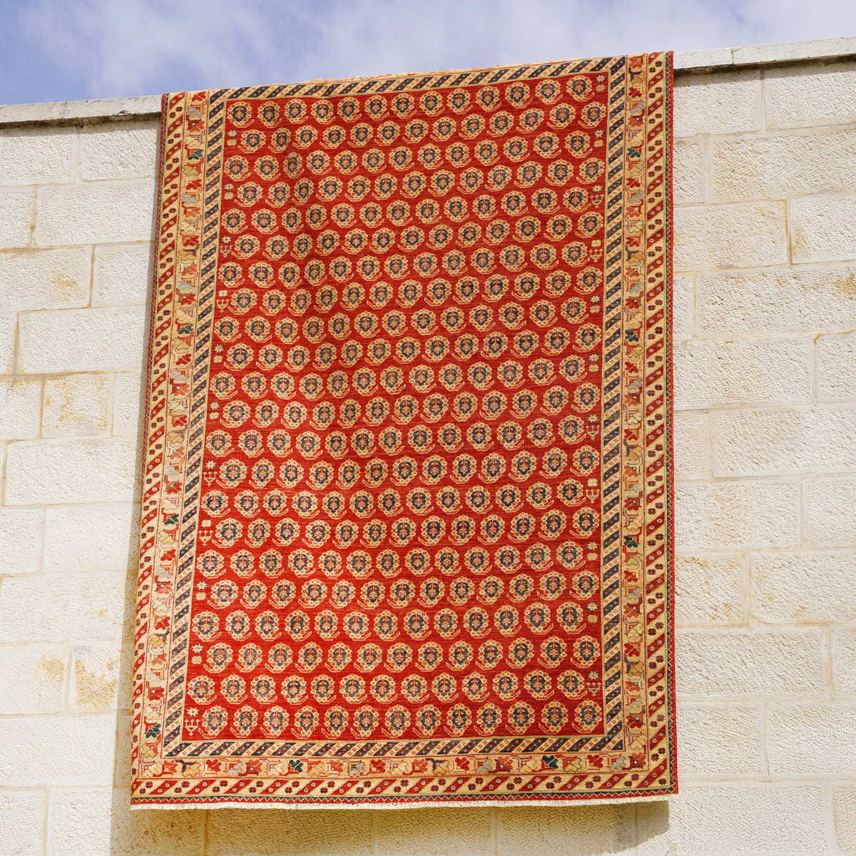Boteh Hand-knotted rug — detail view