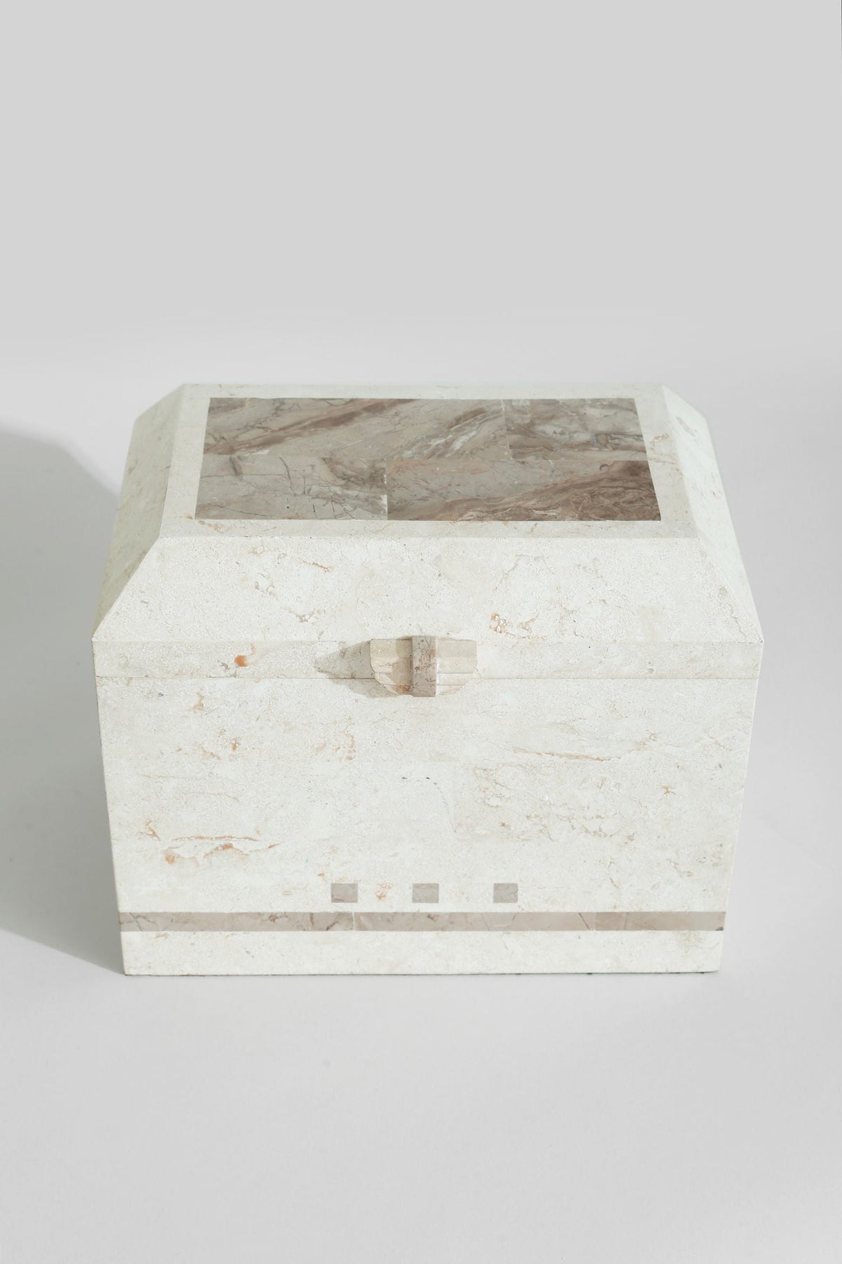 Tessellated stone keepsake box with marble inlay detail view