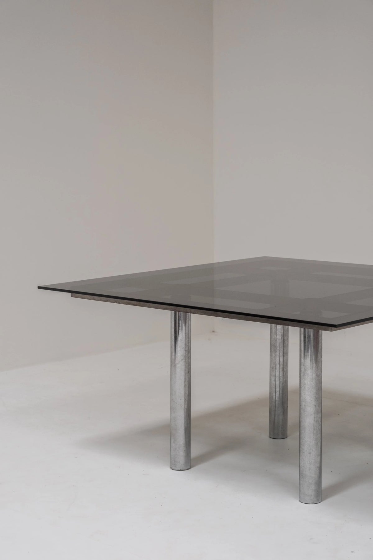 Dining table by Tobia Scarpa for Gavina, 1960 — detail view