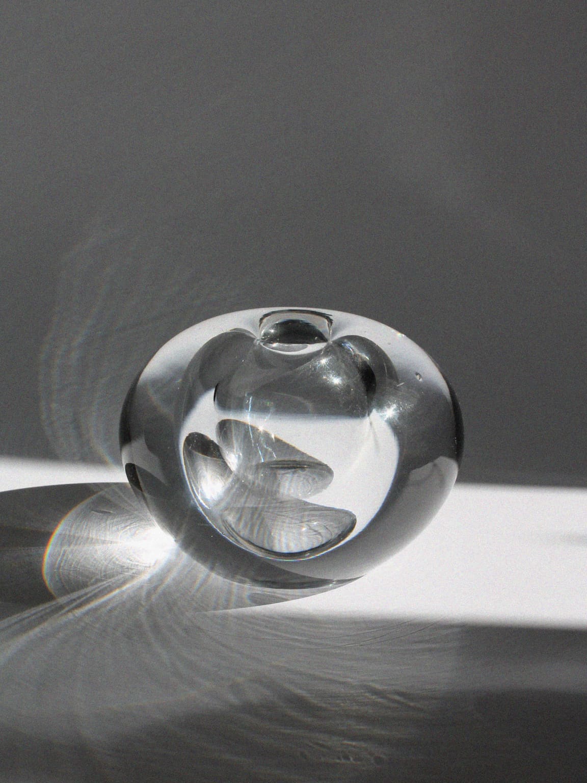 Clear crystal vase by Timo Sarpaneva with sculptural interior form