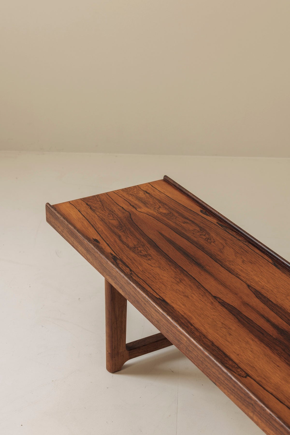 Long Krobo Bench by Torbjørn Afdal for Bruksbo, Norway 1960s — detail view