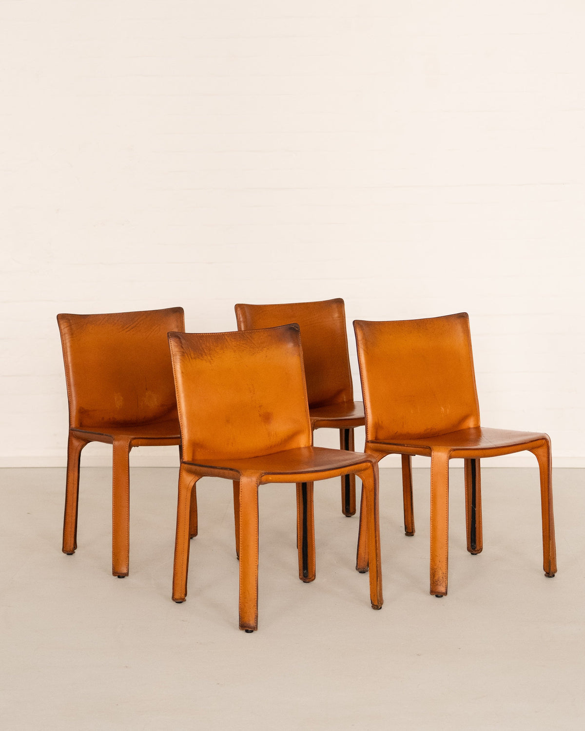 Cab 412 Chair Set by Mario Bellini for Cassina | The Oblist — modern leather design