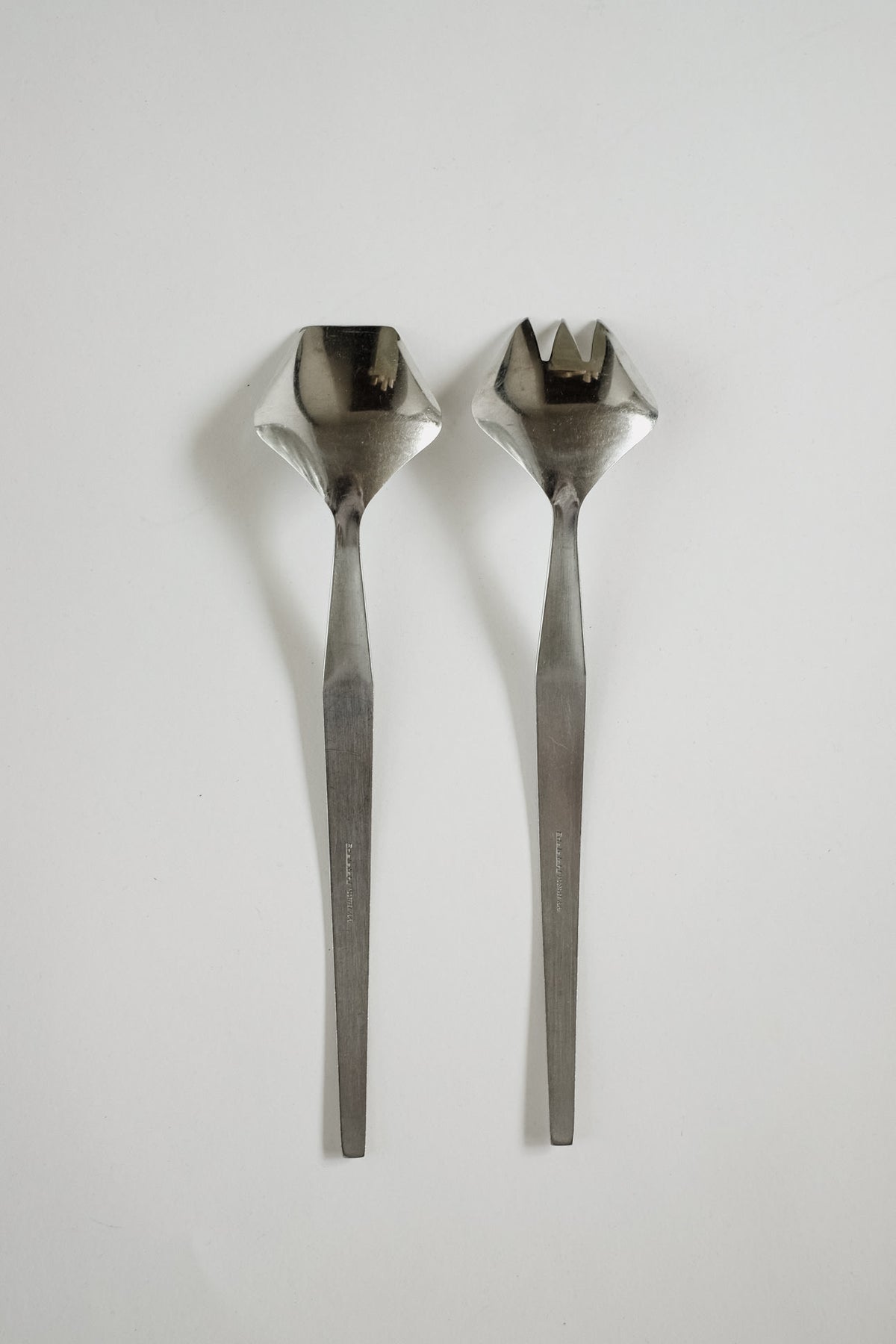 Geometric Modern Salad Servers — lifestyle setting