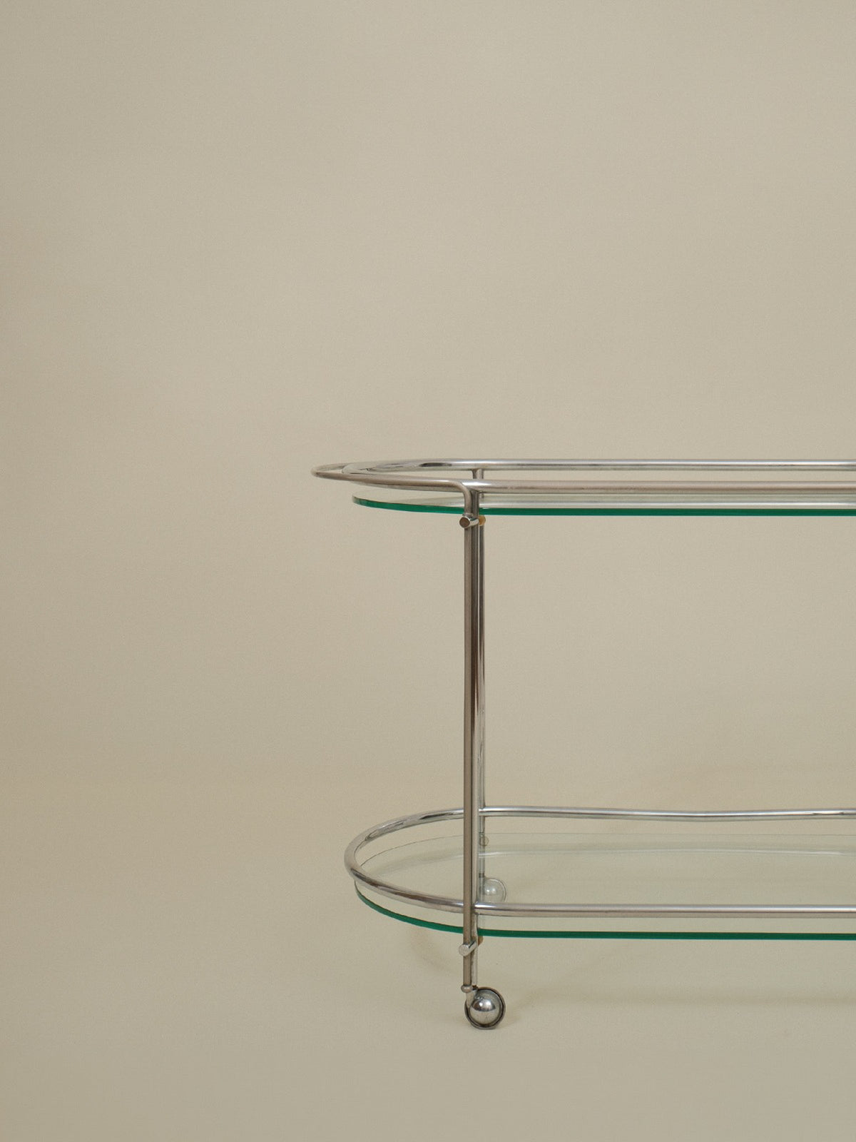 Gallotti & Radice "Riki" T52 Serving Trolley — lifestyle setting