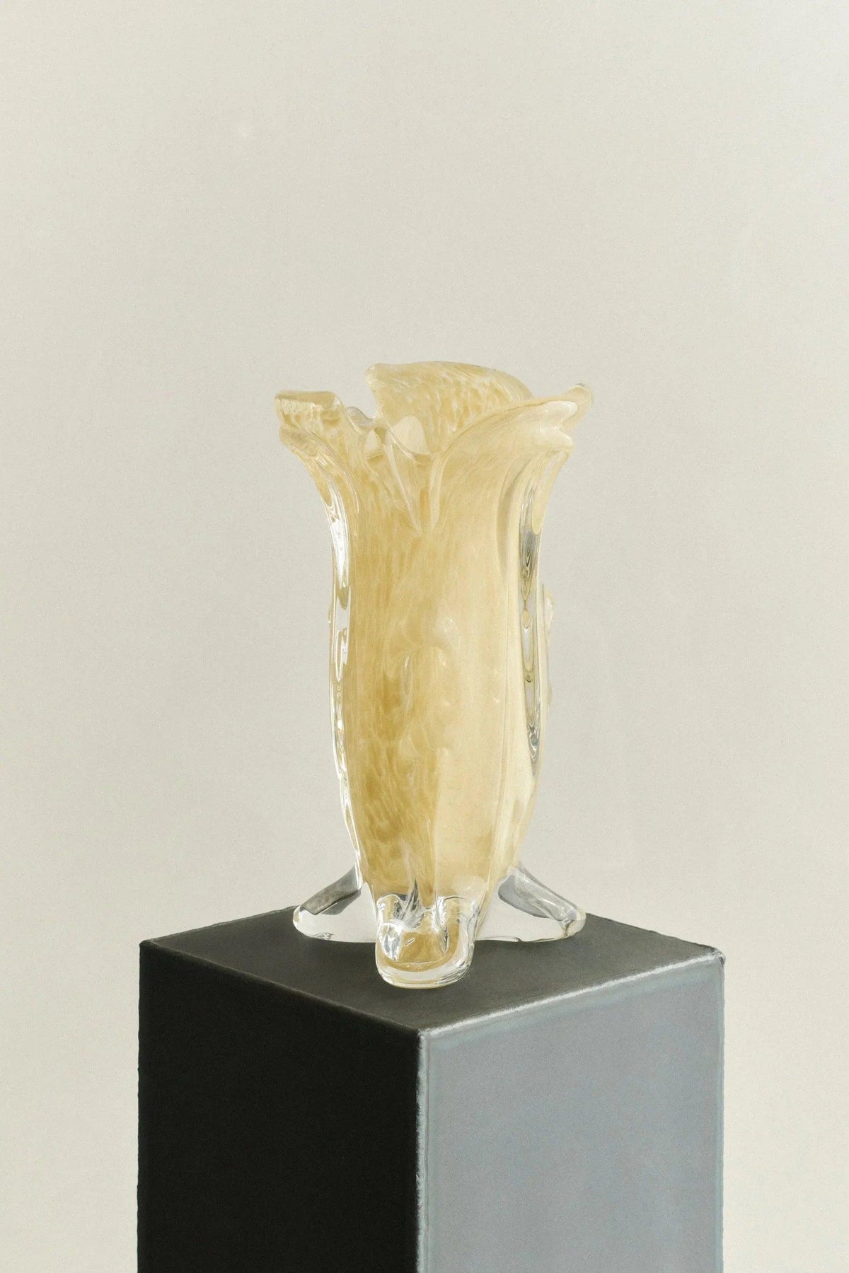 S.R. VINTAGE DRAPE GLASS VASE — lifestyle setting