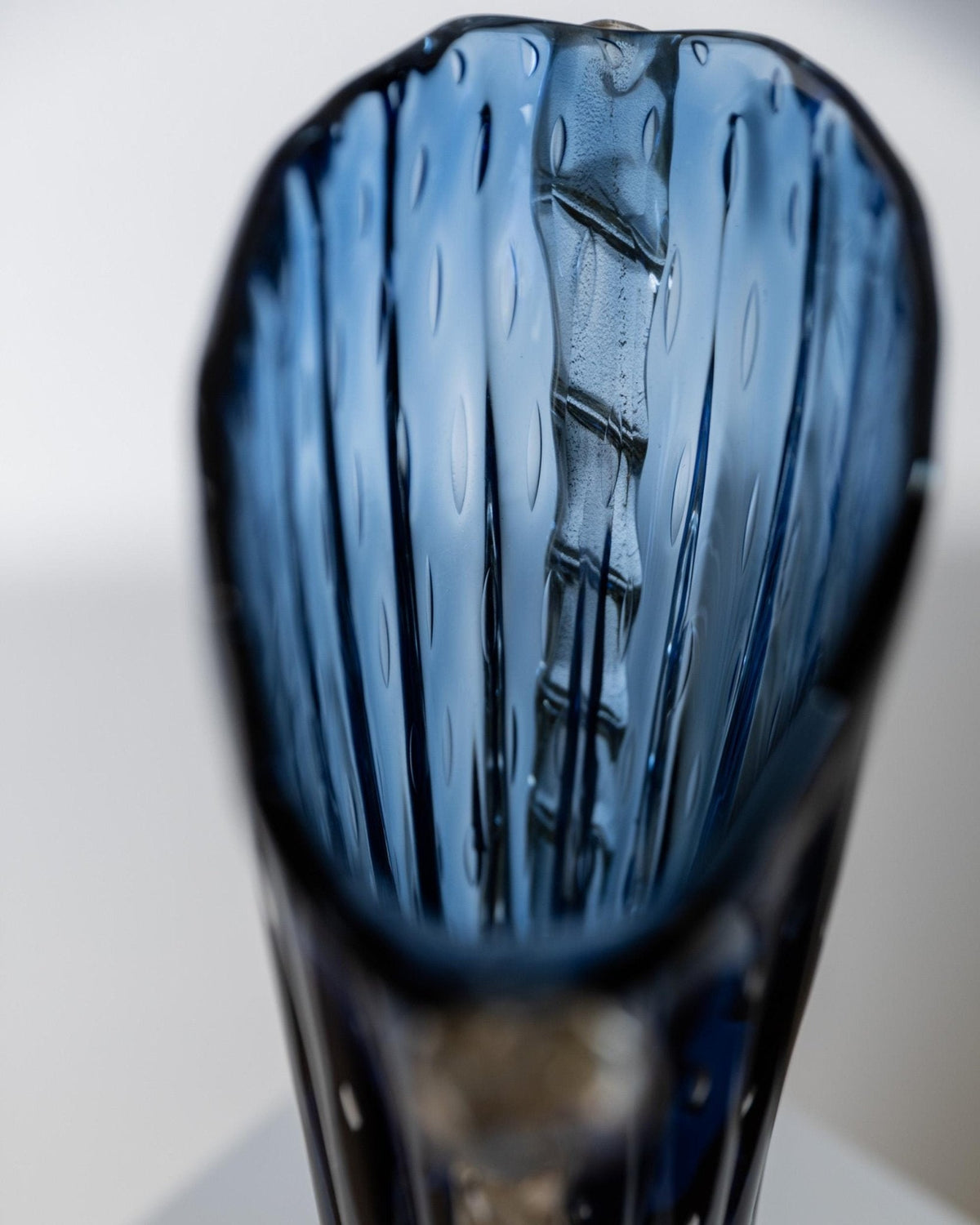 Vintage 19060s Murano Glass Vase by Barovier, Royal Blue with Gold, Bubble Glass, Twisted Texture, Italian Art Glass, Elegant Gift Idea — additional view