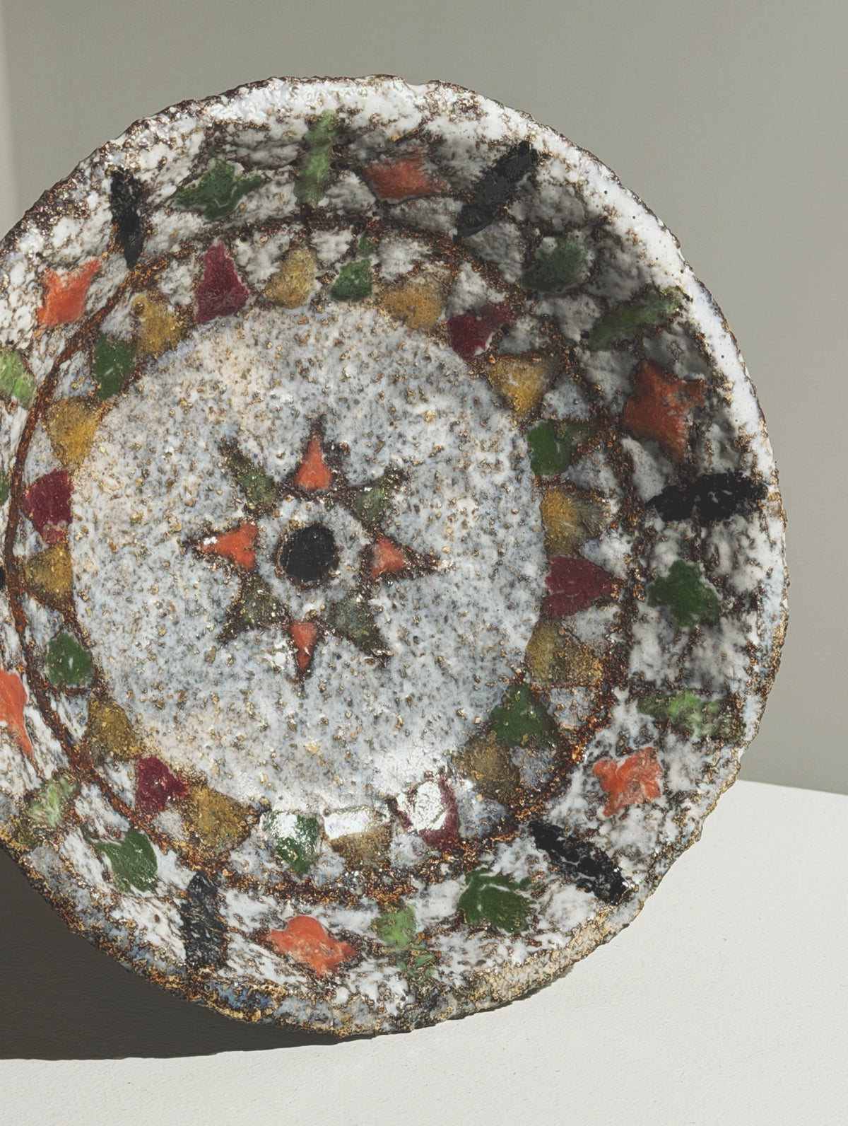 Bowl in Chamotte Stoneware by Fernande Kohler, Vallauris, circa 1960 — angled view highlighting colorful geometric patterns