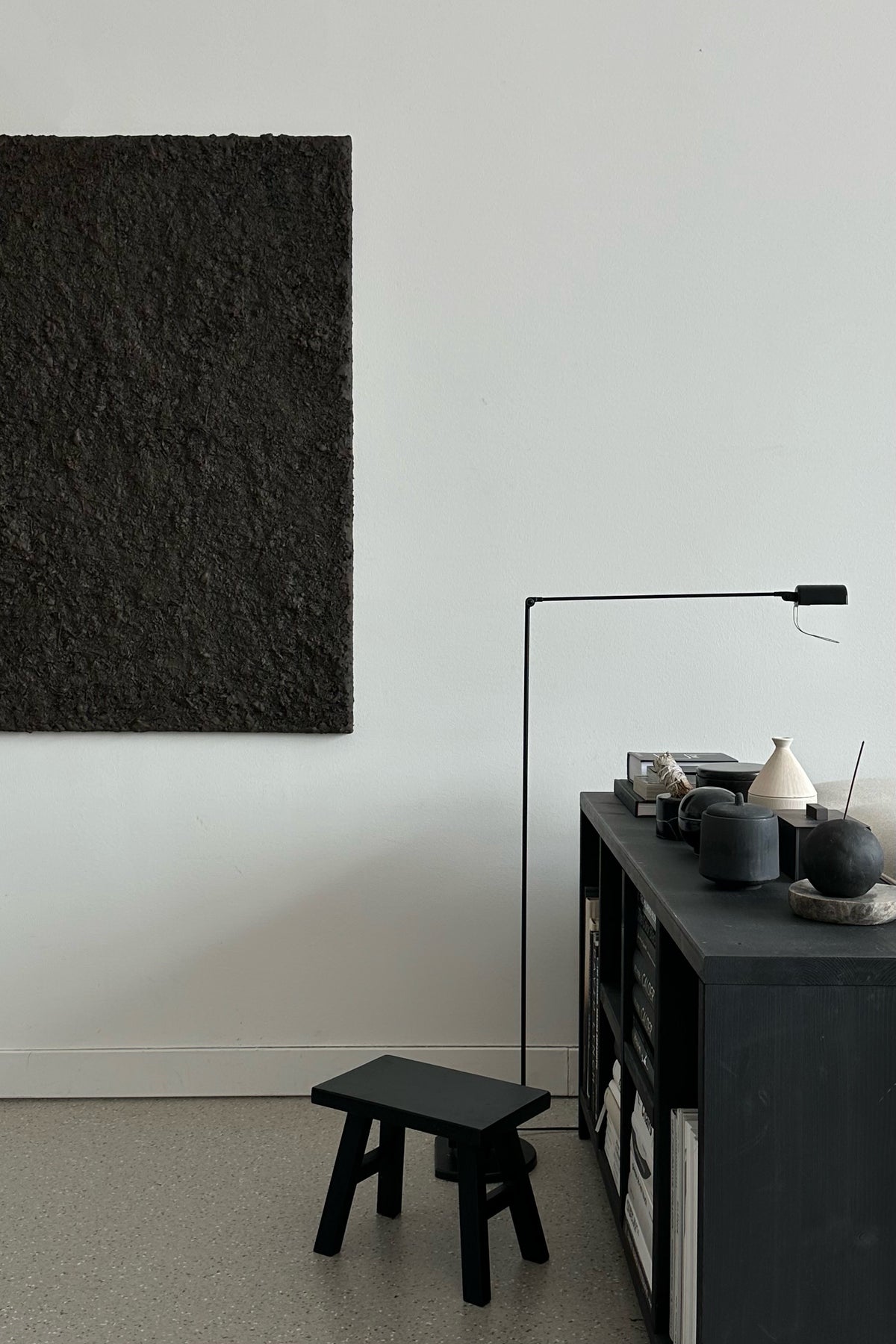 'ARCHE 07' sculptural wall art — in context