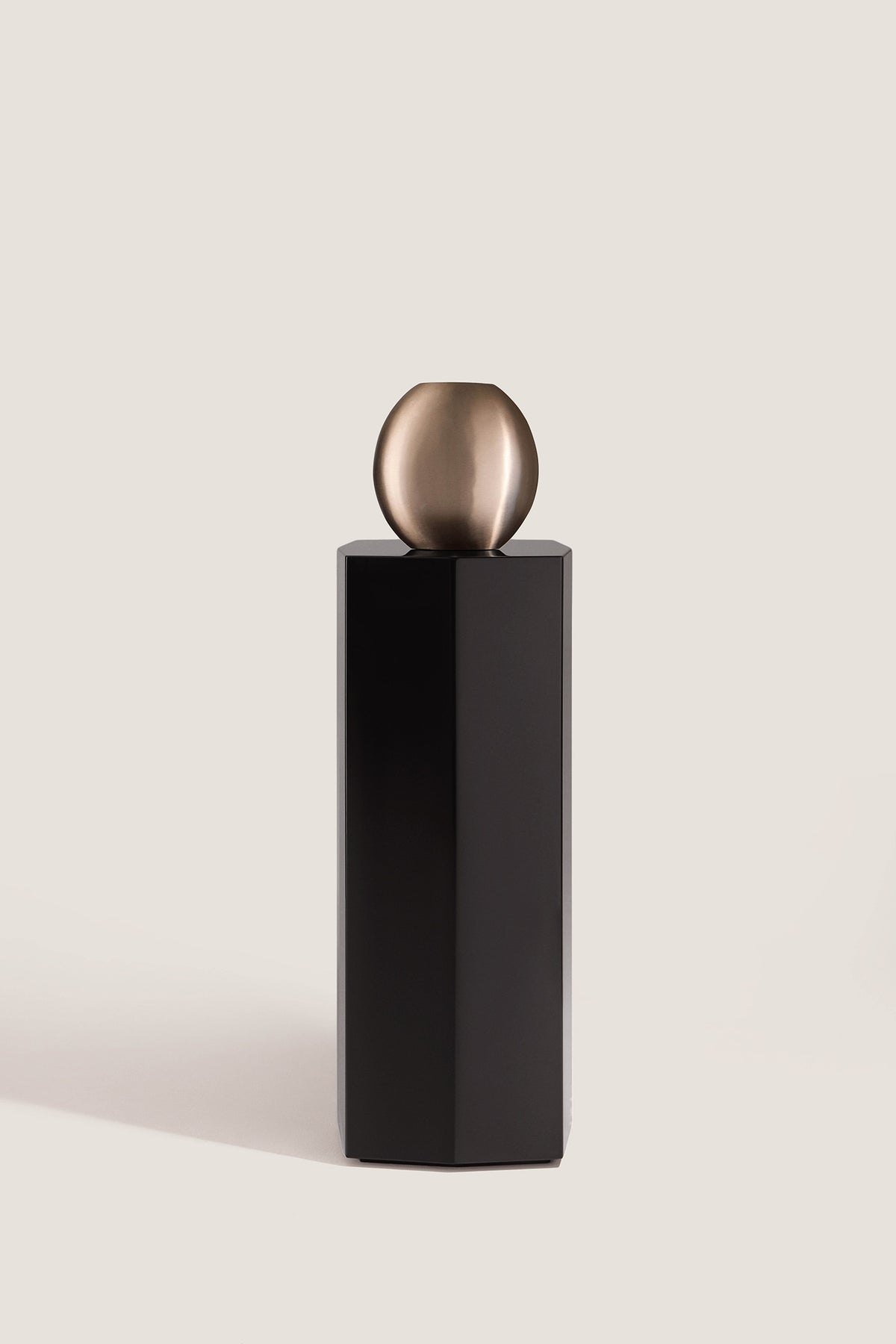 'Ame II' Lacquer Pedestal — alternate view