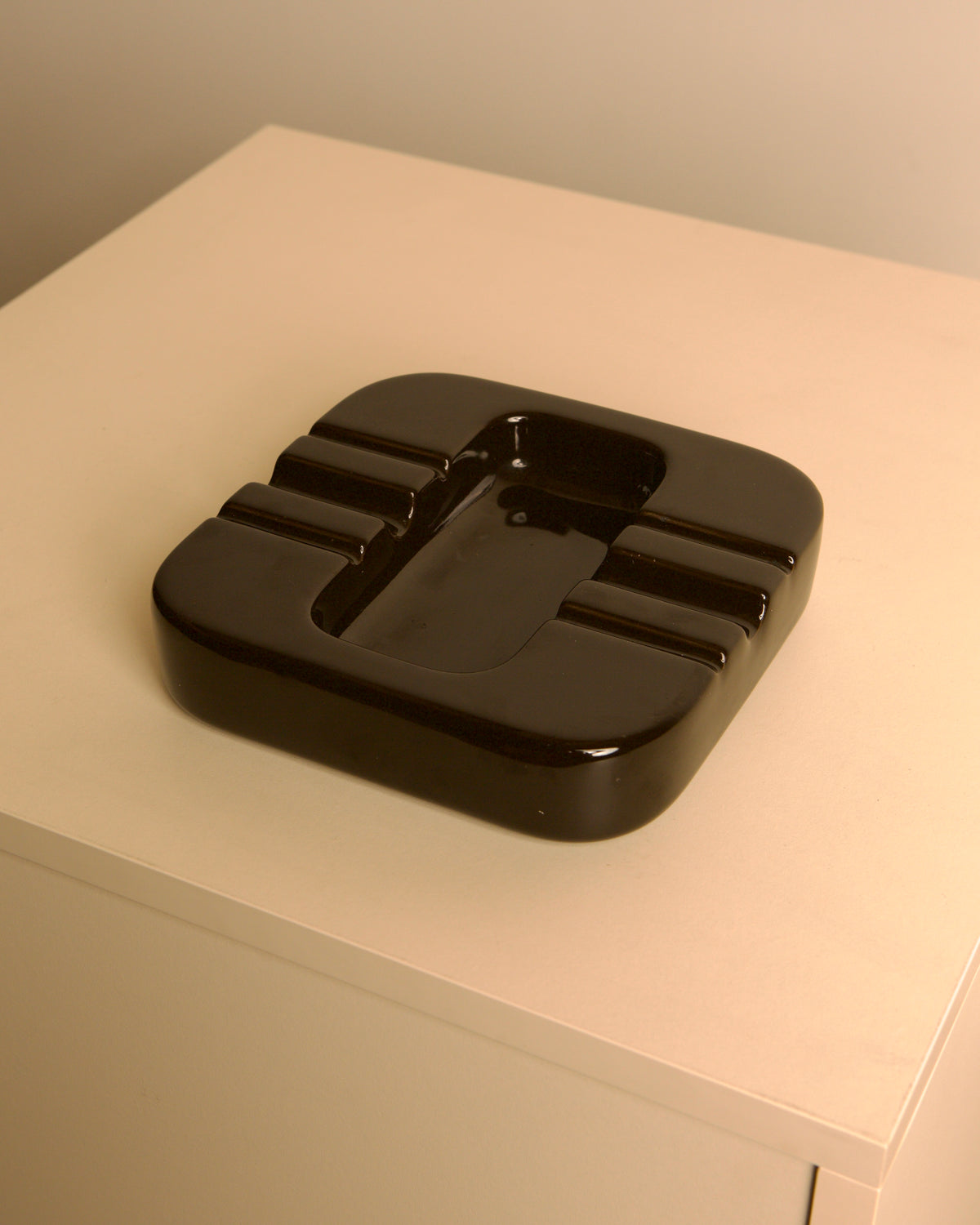 Italian Brown Ceramic Ashtray by Sicart Cartigliano, 1960s by Treaptyque | The Oblist