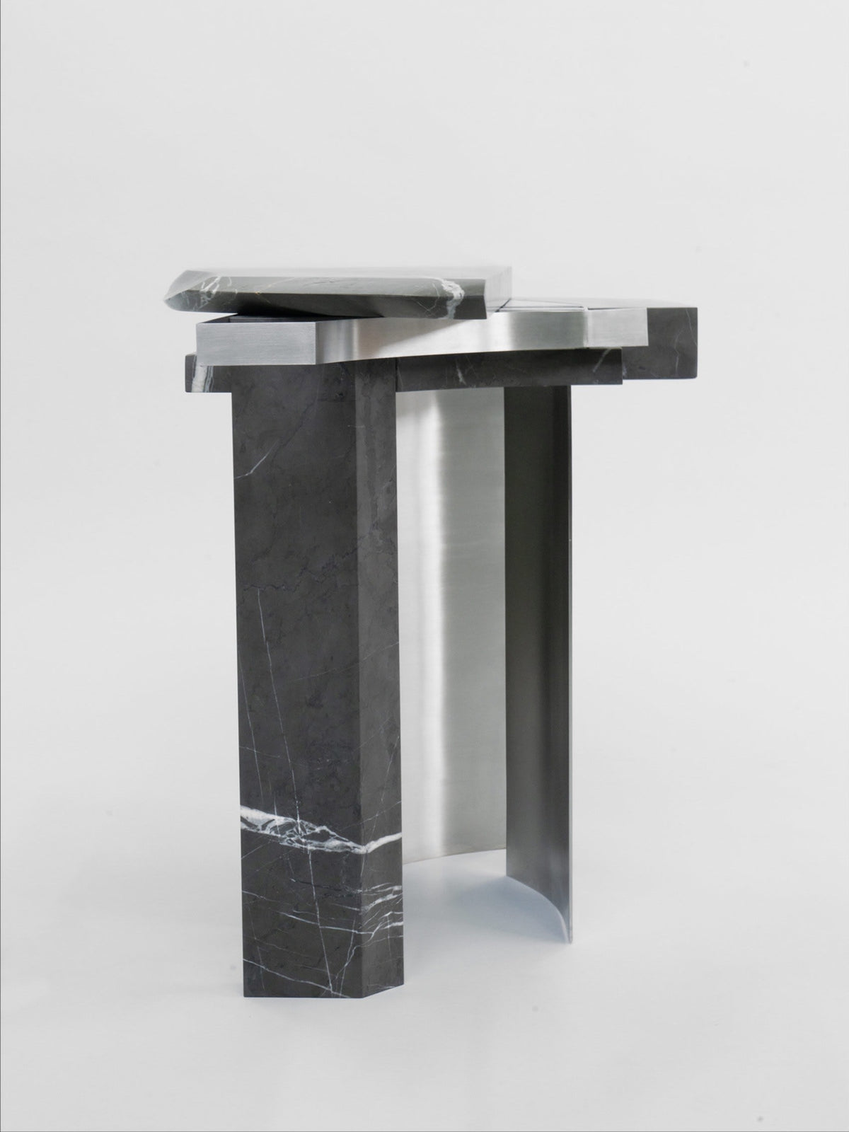 CX4 — Sculptural Side Table. Limited edition 8 + 1 AP — close-up